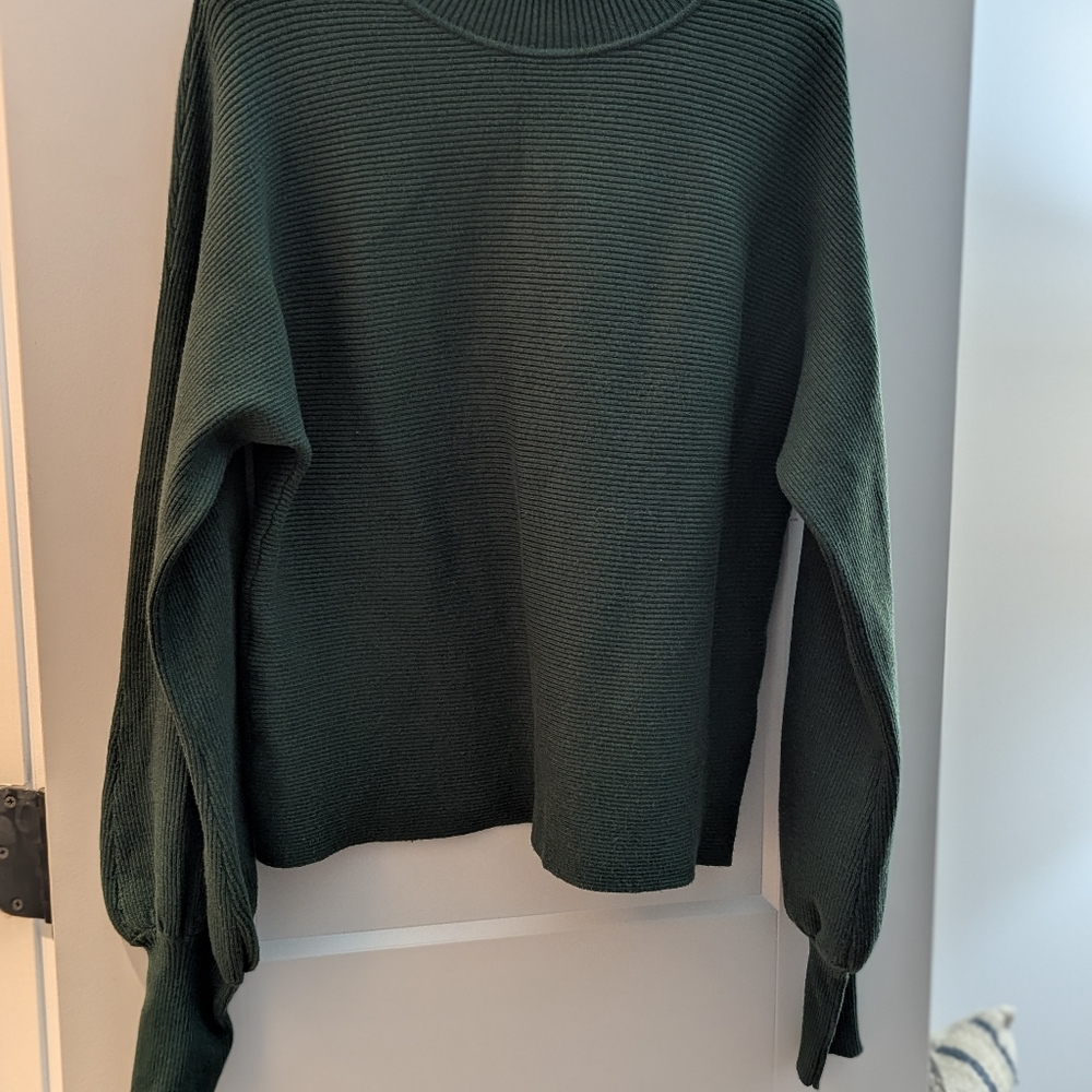 Gilli Ribbed Cowl Neck Sweater in Teal.  Purchased From Daily Look - Picture 5 of 5